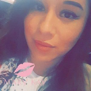 Meet your Posher, Ari lopez